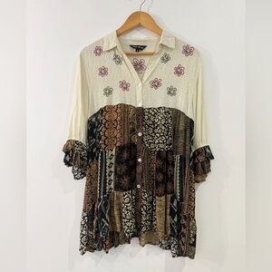 Young Threads Boho Tiered Babydoll Top M Patchwork Embroidered Button Up